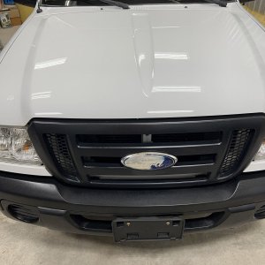 whitetruck002.jpg