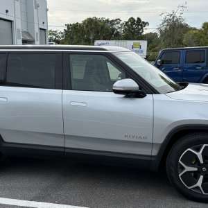 Rivian001.JPG