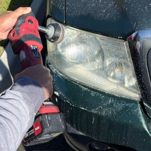 Rotary-Sanding-Headlights008.jpg