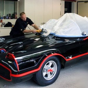 Mike-Buffing-Batmobile-at-Meguiars01.jpg