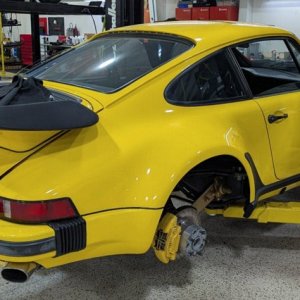Yellow-Porsche.JPG