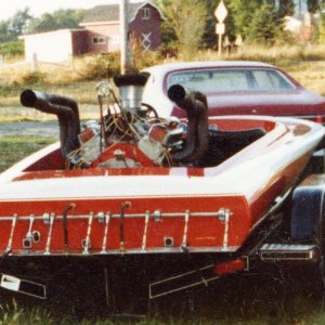 1976--Dicks-Hagan-Schiada-Drag-Boat004.jpg