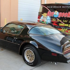 1978_Smokey_and_the_Bandit_Trans_Am_detailed_by_Mike_Phillips_001.jpg