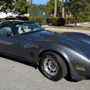 1981-Corvette011.jpg