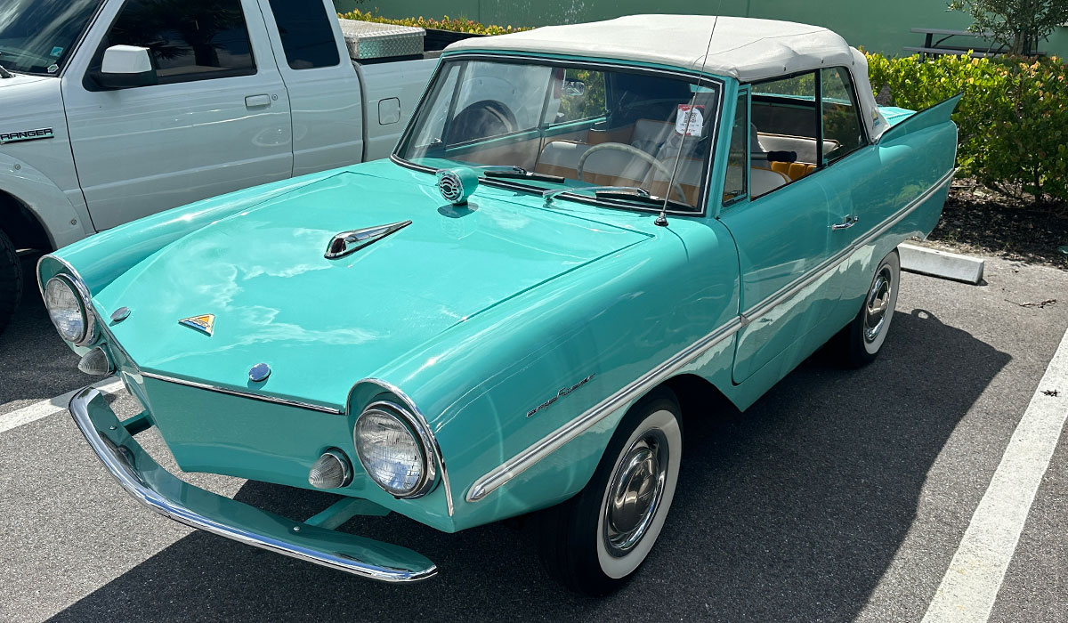 1964Amphicar001.jpg