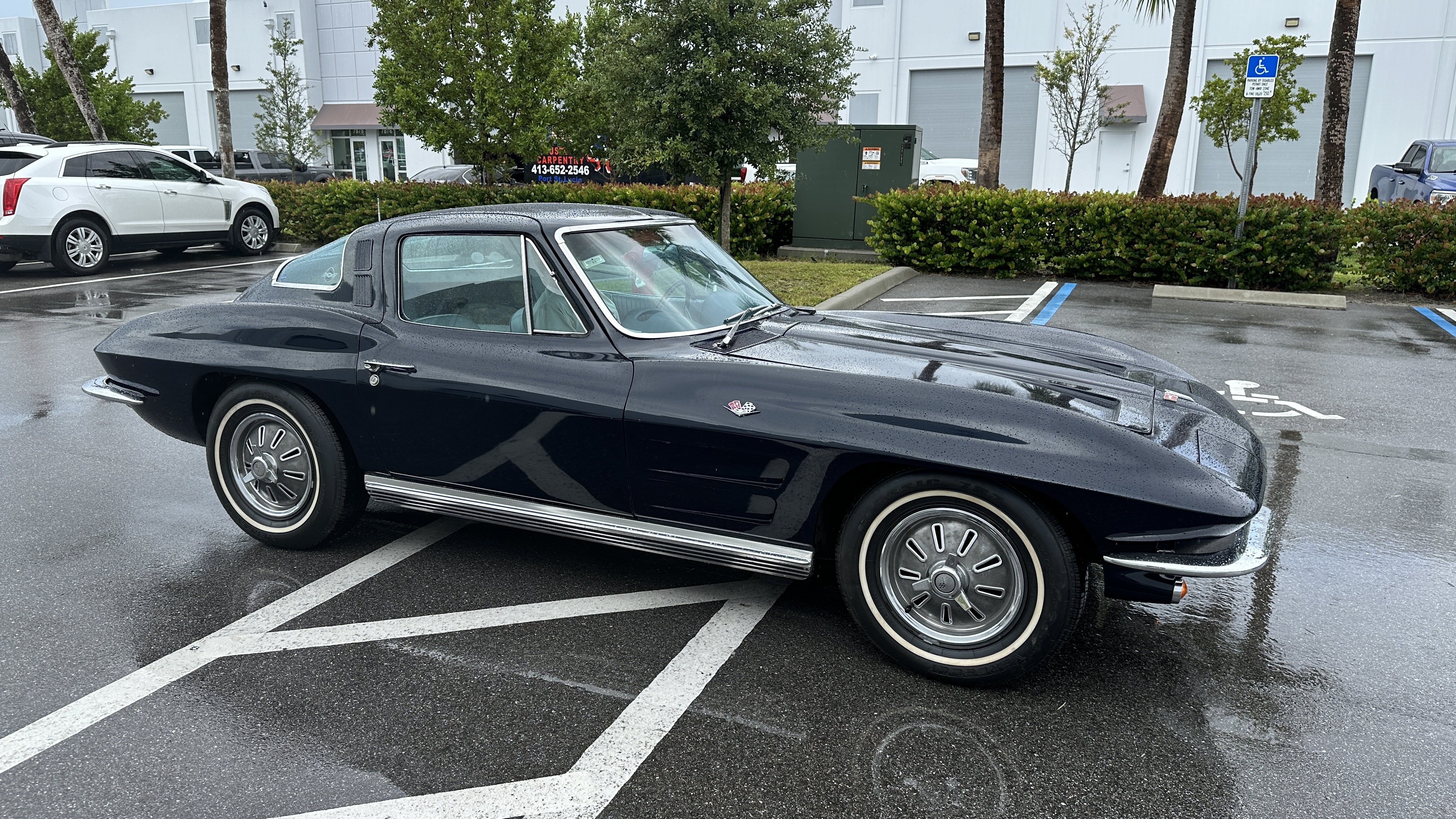 1964CorvetteBlue002.JPG