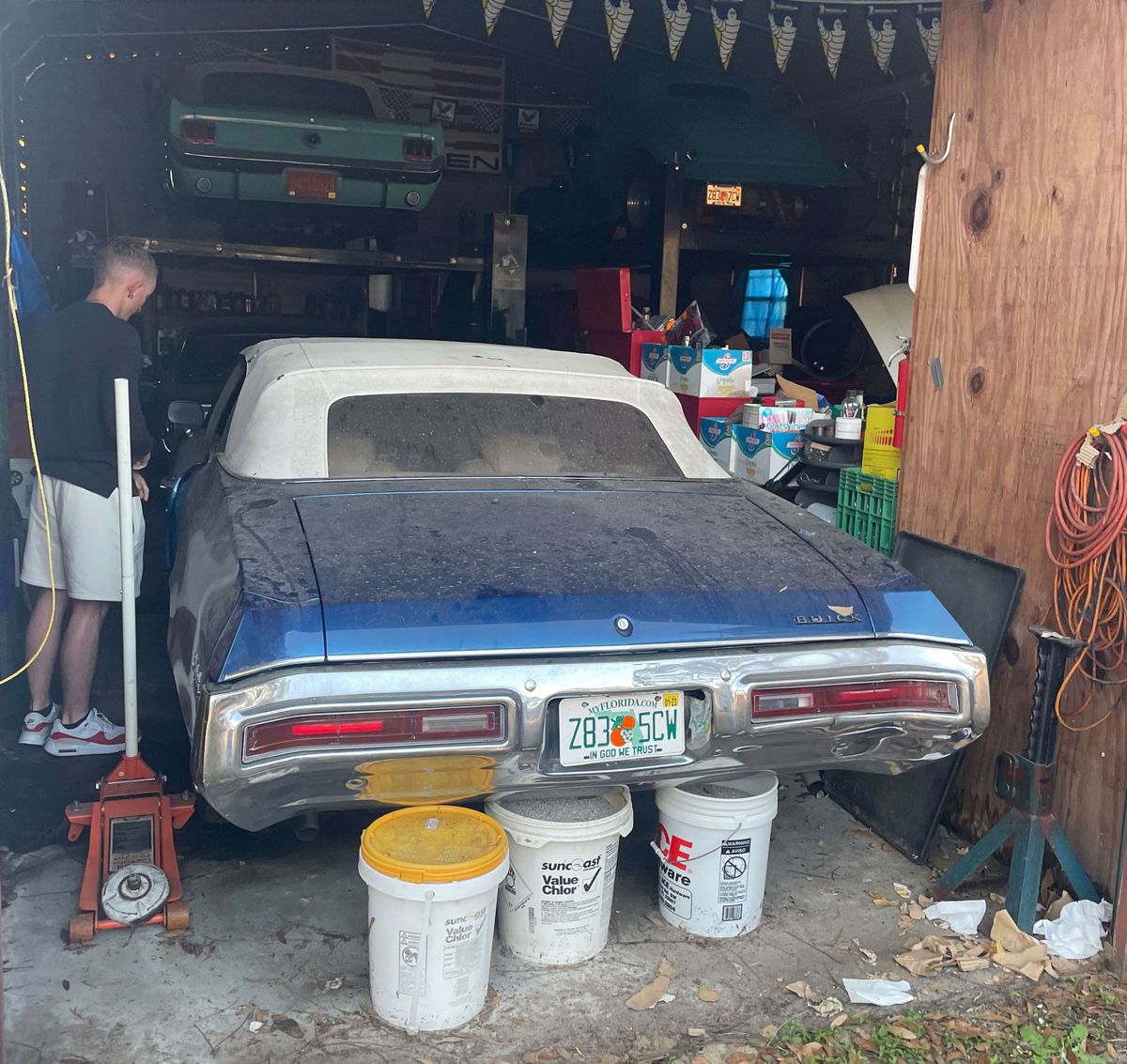 1971-Buick-Barn-Find002.jpg