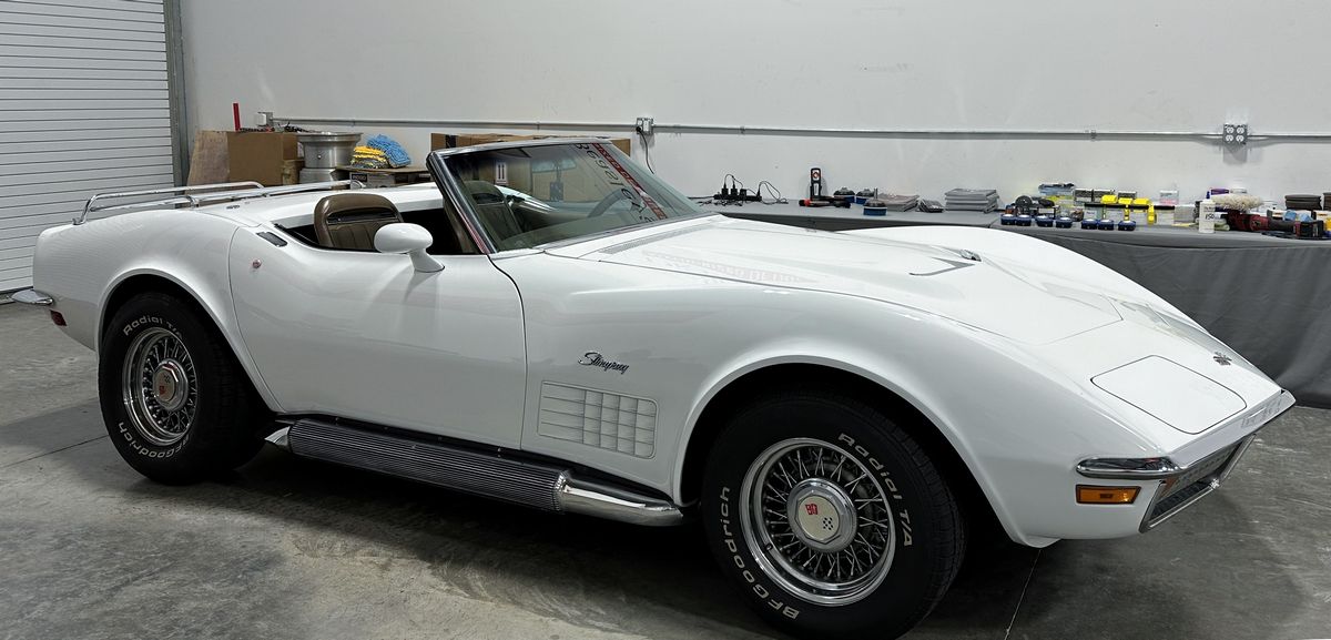 1972CorvetteWhiteStain001.jpg