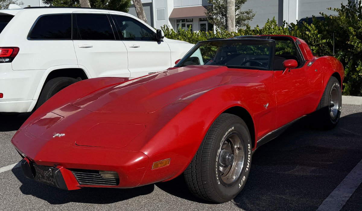 1979-Orange-Vette001.jpg
