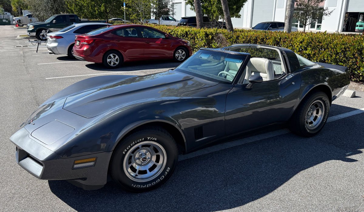 1981-Corvette013.jpg