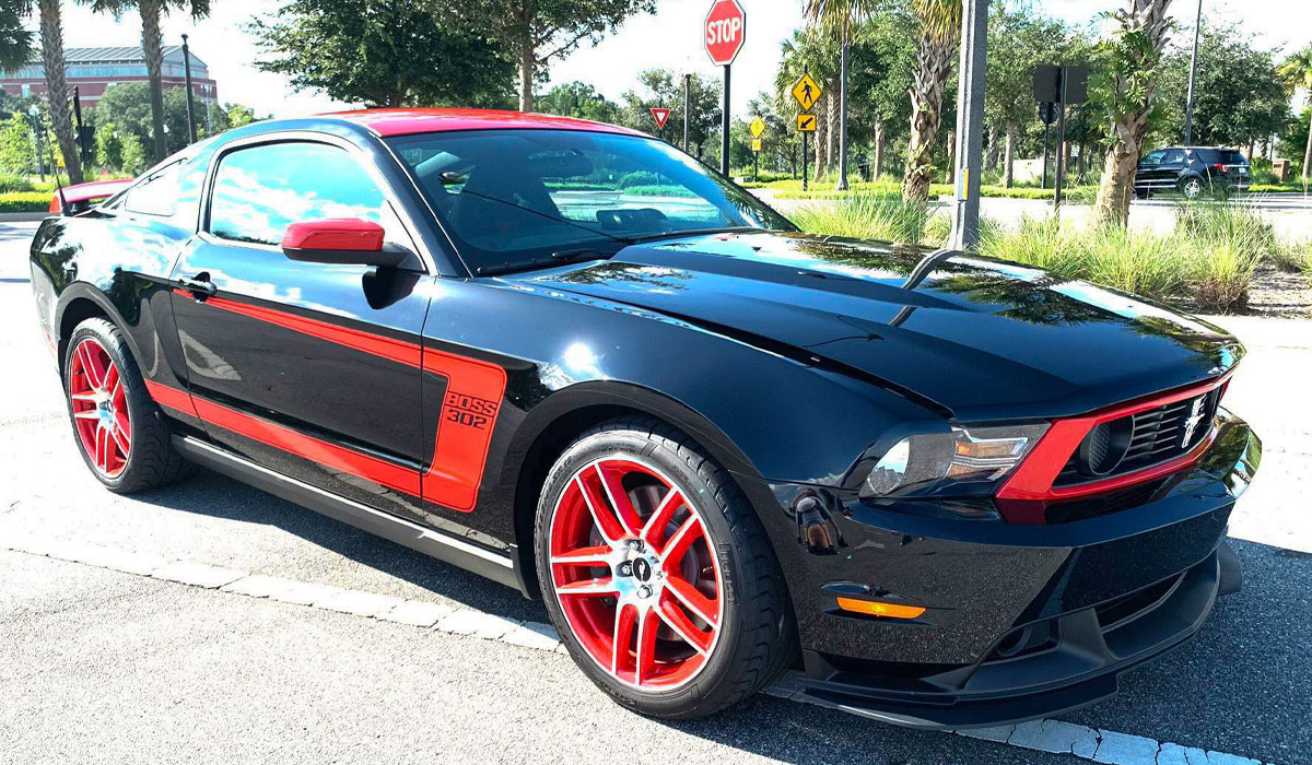 2012-Laguna-Seca-Mustang003.jpg