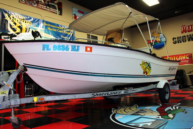 BoatBandF072.JPG