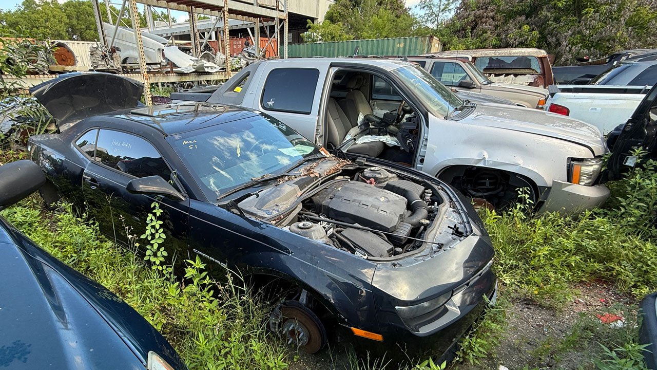 Camaro-Hood004.JPG