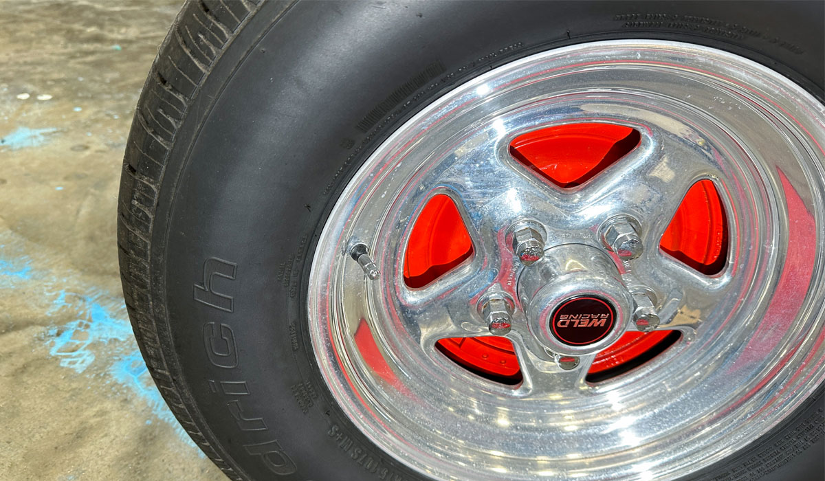 ExtremeTires018.jpg