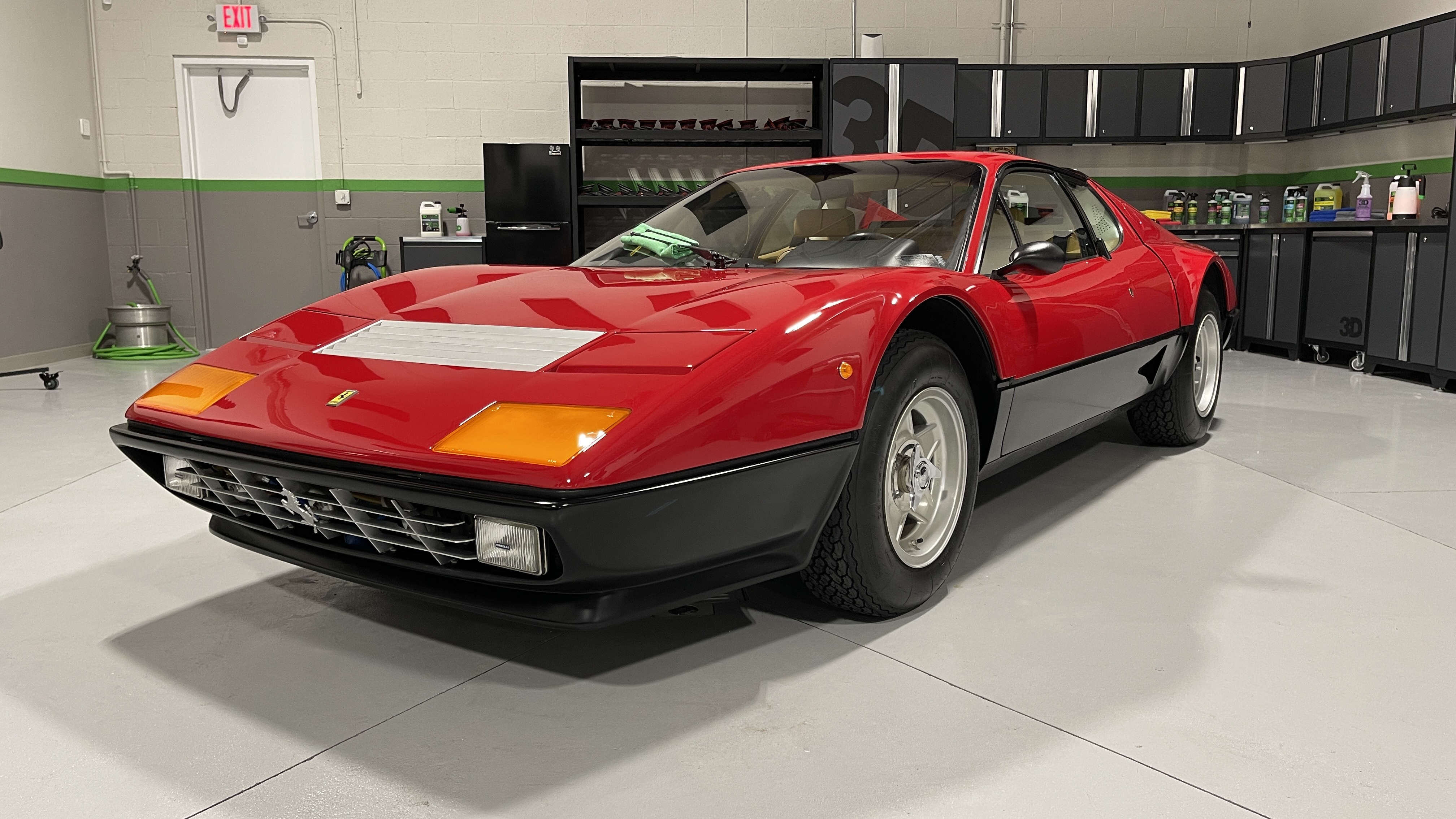 Ferarri-512-Boxer-detailed-Mike-Phillips.jpeg