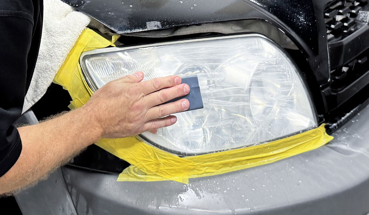 Hand-Sand-Headlights001a.jpg